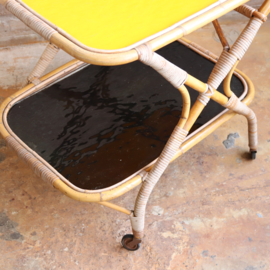 Vintage rotan trolley