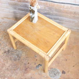 rotan bijzettafel