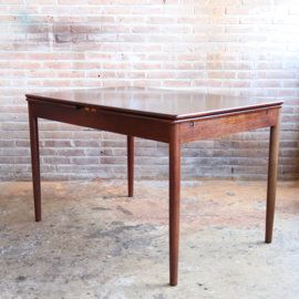 Vintage eettafel uitschuifbaar donker hout jaren 70