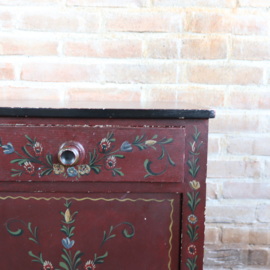 Vintage nachtkastje rood bloemen folklore hindeloopen