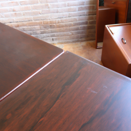 Vintage eettafel uitschuifbaar donker hout jaren 70