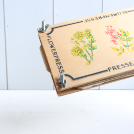 Vintage bloemenpers