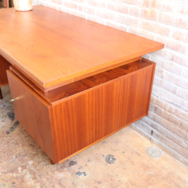 Vintage groot bureau jaren 60 70