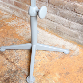Vintage verstelbare kruk industrieel Ahrend