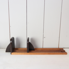 Vintage boekensteun hout Amsterdamse school vrijstaand