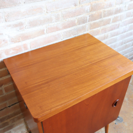 Vintage kast platenspeler