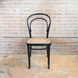 Vintage thonet stoel