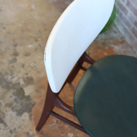 Vintage stoel groen skai