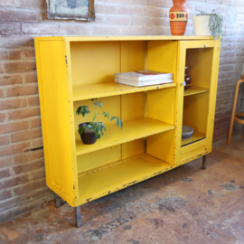 Vintage kast dressoir geel