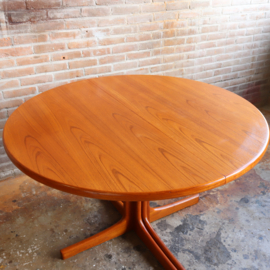 Vintage eettafel rond ovaal 8 persoons