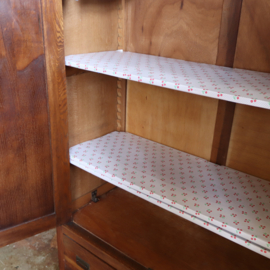 Vintage linnenkast kledingkast kinderkamer ruitjes jaren 30 hang leg