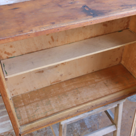 Vintage hangkast vitrinekast wandkast