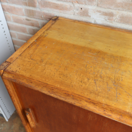 Vintage oud dressoir schoolkast / kantoorkast
