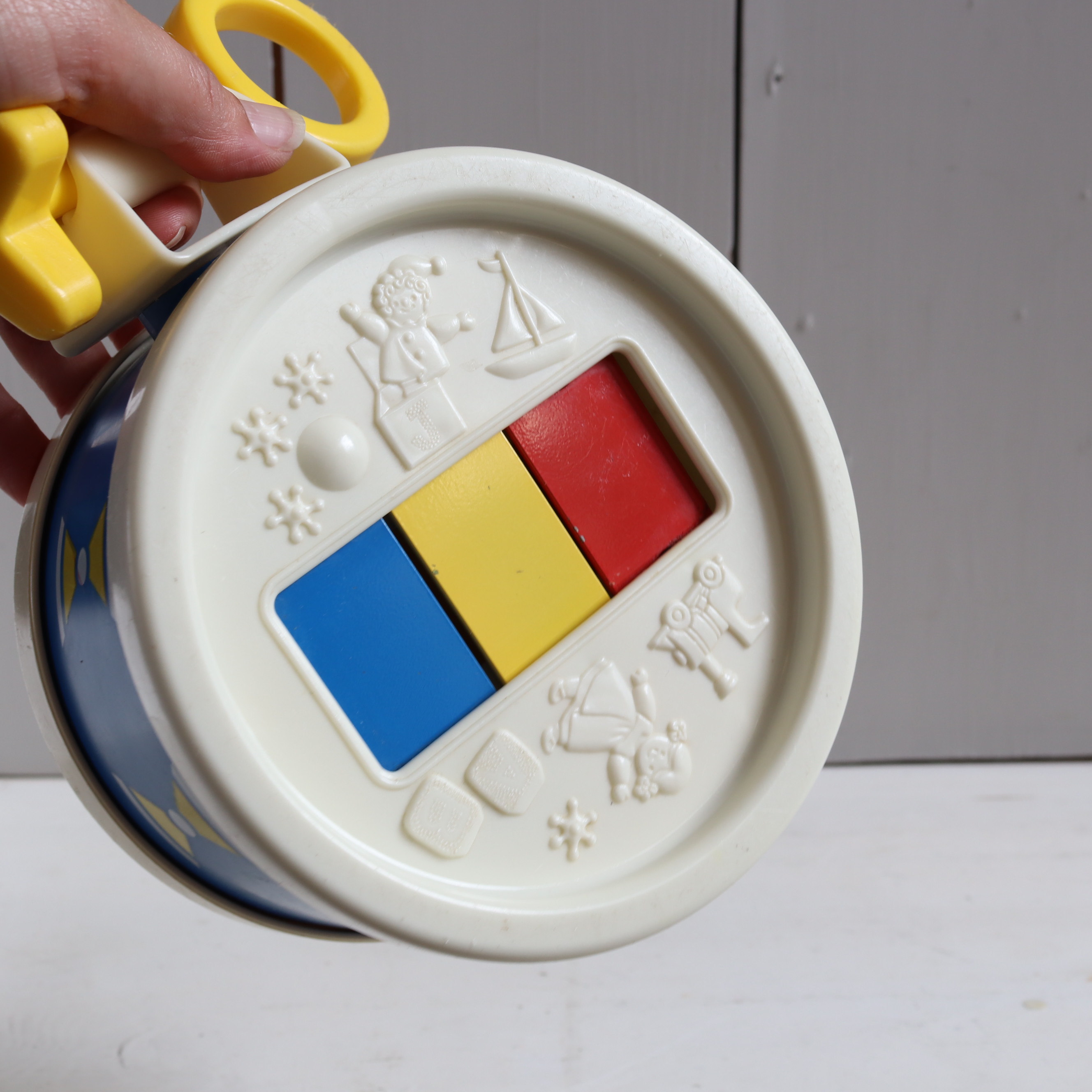 Vintage Fisher Price trommel