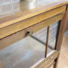 Vintage theekastje glas