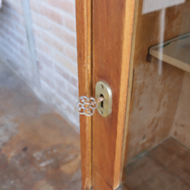 Vintage hangkast vitrinekast wandkast