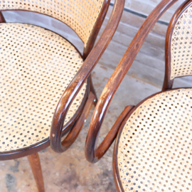 Vintage thonet stoelen armleuning webbing
