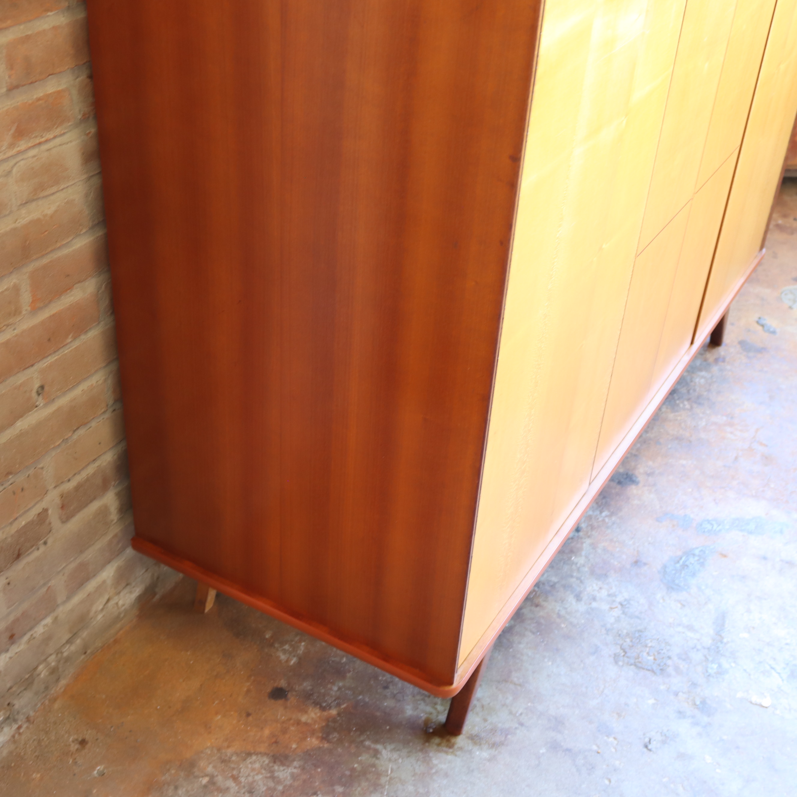 Vintage kledingkast jaren 60 70 3 deur
