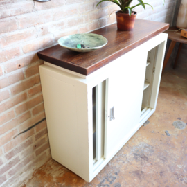 Vintage ondiep kast hal