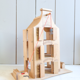 Vintage poppenhuis grachtenpand