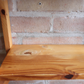 Vintage wandkastje pinewood rond gebogen