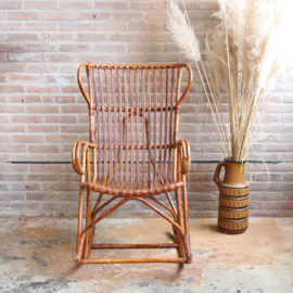 Vintage rotan schommelstoel