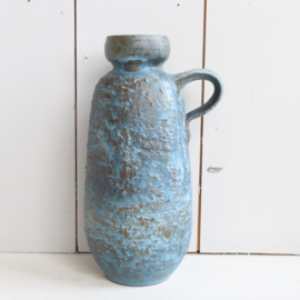 Vintage vaas in mat blauw glazuur