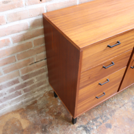Vintage klein dressoir  jaren 70 lades