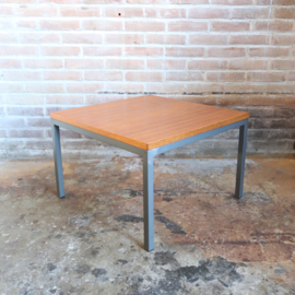Vintage salontafel vierkant metaal hout mid-century