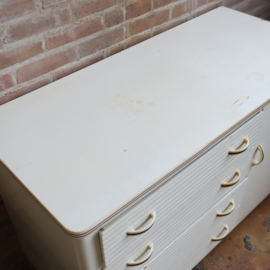 Vintage oude commode wit