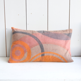Vintage kussen oranje bruin 25 x 40
