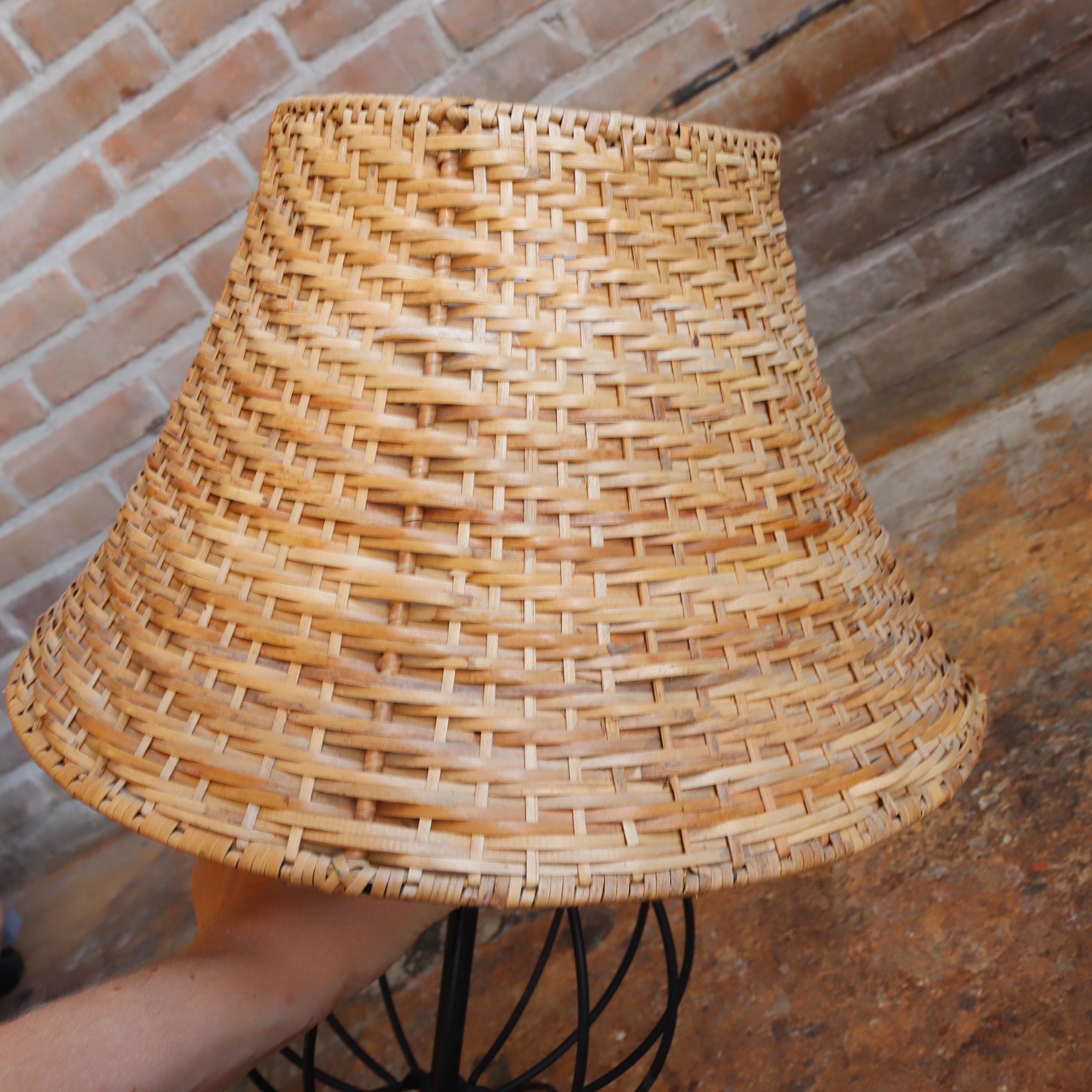 Vintage ikea tafellamp zwart voet rieten kap