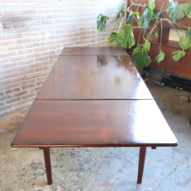 Vintage eettafel uitschuifbaar donker hout jaren 70