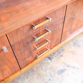 Vintage groot dressoir meubel jaren 70