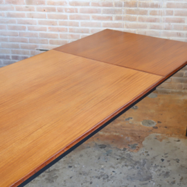 Vintage eettafel Gispen 4-8 personen