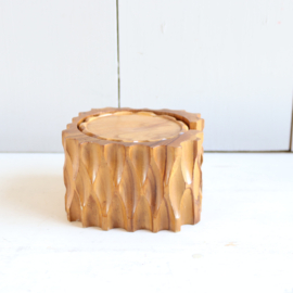 Onderzetters brutalist robuust hout