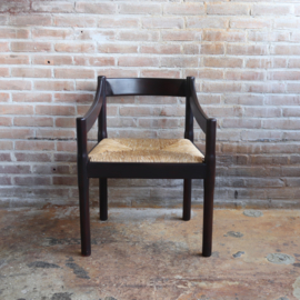 Carimate stoel Vico Magistretti  rieten zitting  jaren ’70