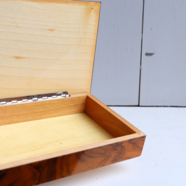 Vintage sieradenkistje wortel hout