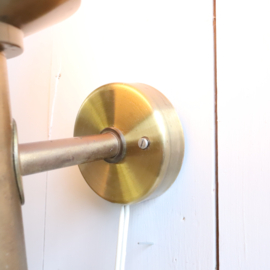 Vintage Deense wandlamp melkglas messing