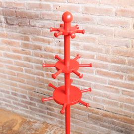 vintage kapstok kinderen Scandinavisch rood