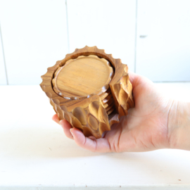 Onderzetters brutalist robuust hout