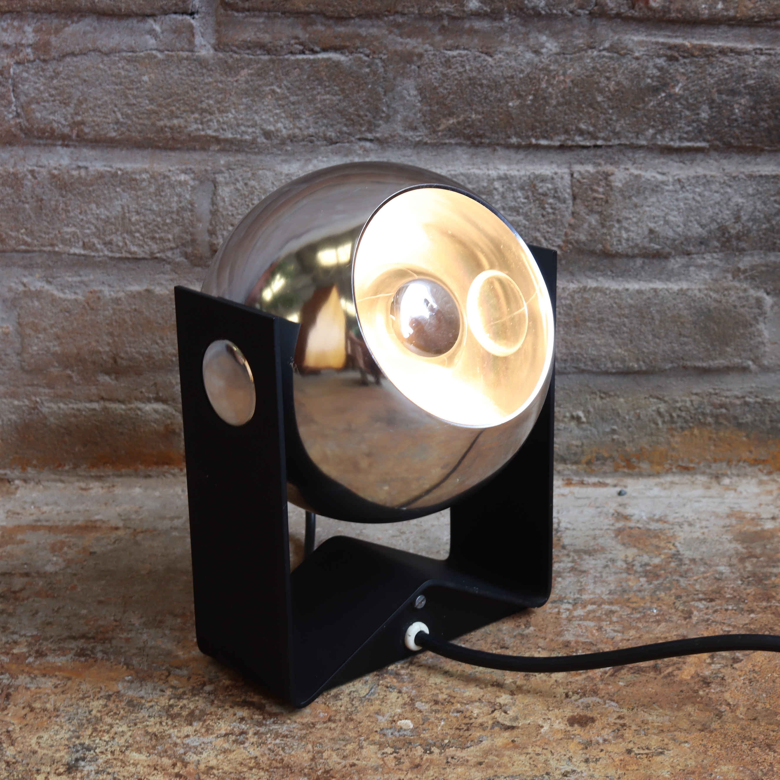 Vintage wand spot lamp space age chroom zwart novalux