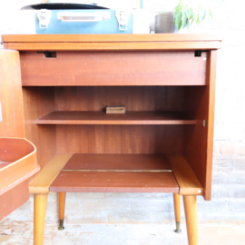 Vintage kast platenspeler