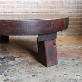 Vintage jaren 70 eik salontafel Brutalist Wabi-Sabi rond
