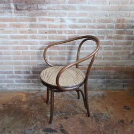 Vintage thonet stijl stoel donker bruin