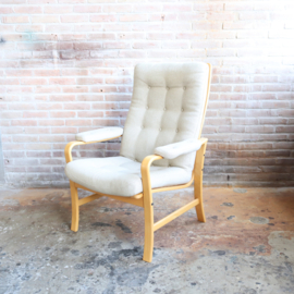 Vintage fauteuil Scandinavisch licht stof wit beige