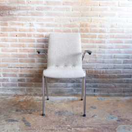 Vintage buisframe stoel wit grijs gewoven armleuningen