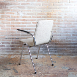 Vintage buisframe stoel wit grijs gewoven armleuningen