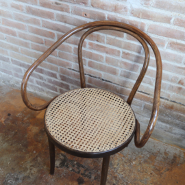 Vintage thonet stijl stoel donker bruin