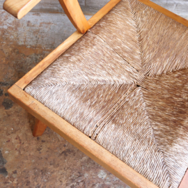 Vintage fauteuil hout riet